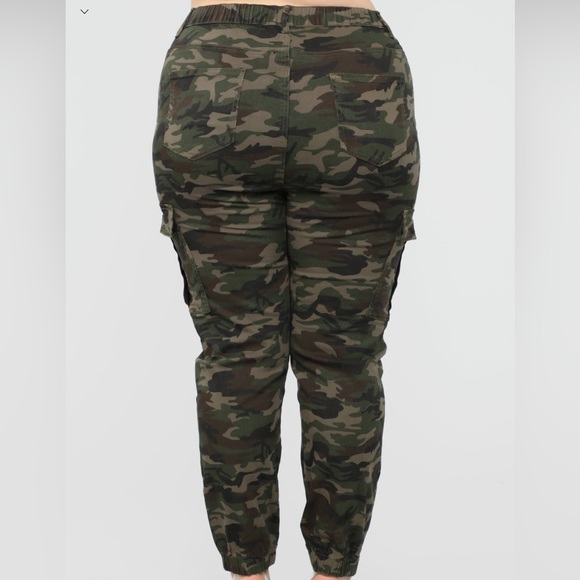 Fashion nova camo joggers 3x - Picture 3 of 4